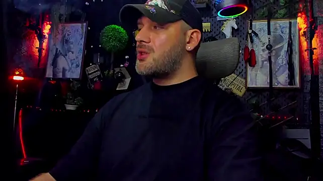 LexHardy Chat XXX in diretta