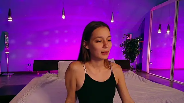AlikaKir's Live XXX Chat
