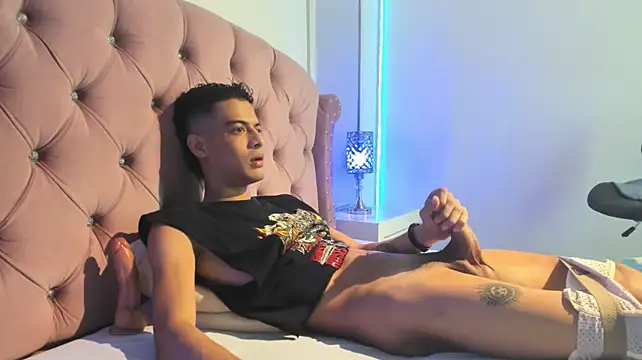 Axel_Collin7 Live XXX-chat
