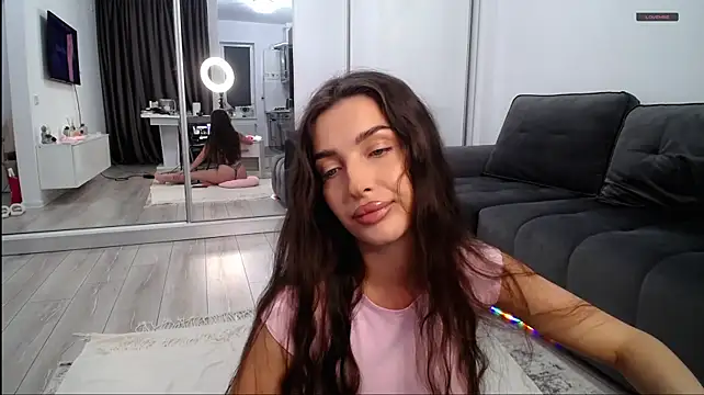 Laura_Bess Chat XXX in diretta
