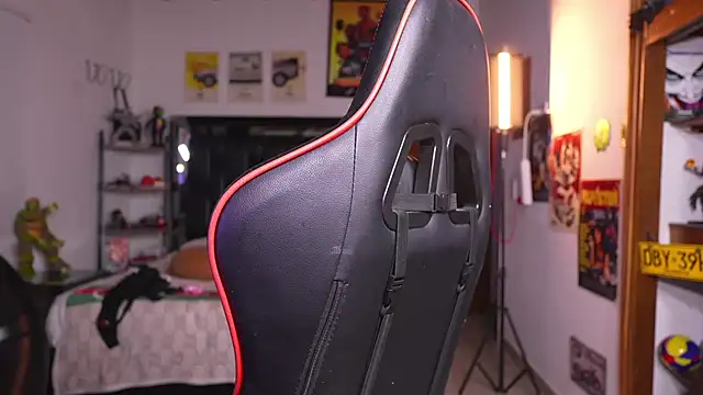Živý XXX chat logan_hugh8