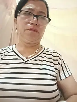 Chilly-wet's Live XXX Chat