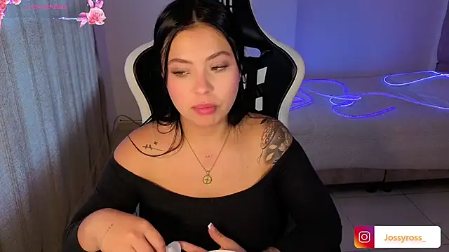 XXX chat uživo modela Victoryyy_