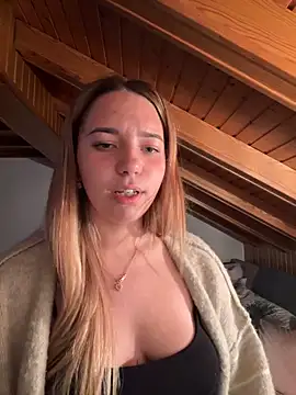Naomi-Klein Live XXX-Chat