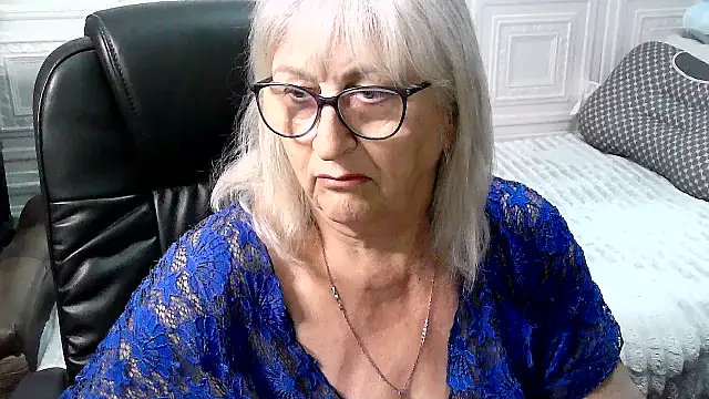 LolkaAlyss' Live XXX Chat