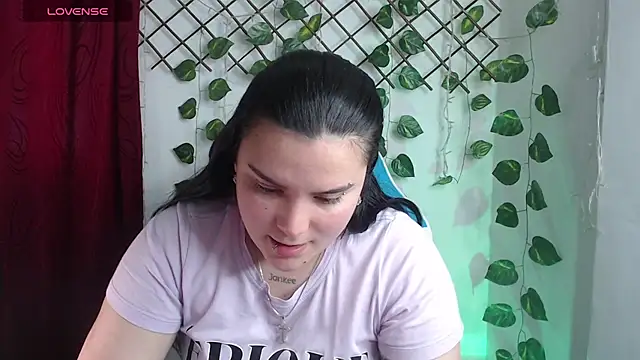Nika_1_ Live XXX Chat