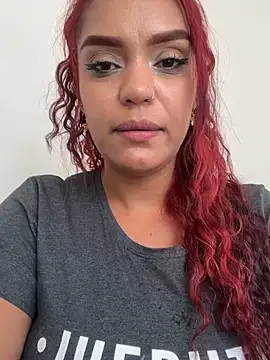 Sara-77's Live XXX Chat