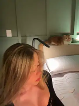 curchez_ 라이브 XXX 채팅