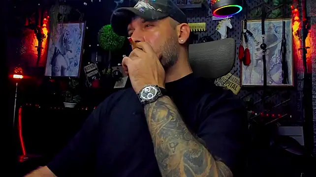 Chat +18 de LexHardy ao vivo