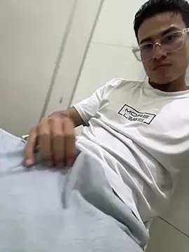 TavoHot_ XXX чат на живо
