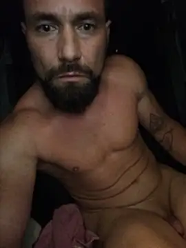 Darecki102030's Live XXX Chat
