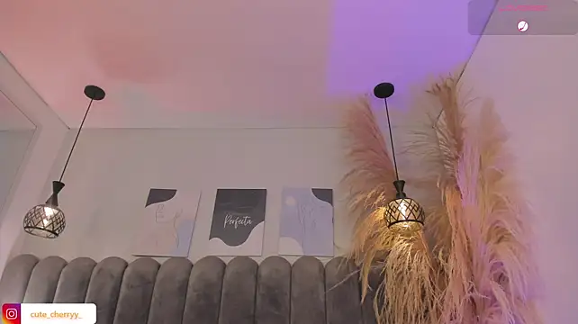 cute__cherry_'s Live XXX Chat