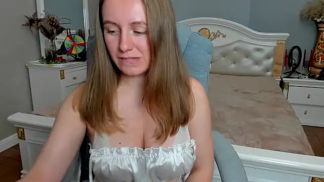 Marisha_Cute Adlı Modelin Canlı XXX Sohbeti
