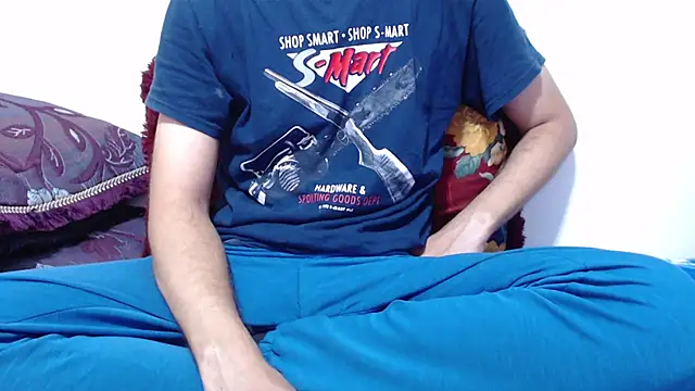 Alexdelarge323 XXX чат на живо