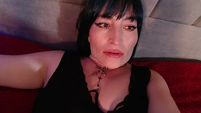 Czat XXX na żywo – alicia_moom
