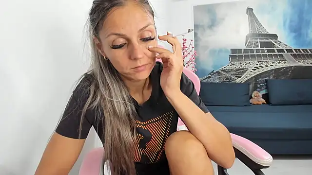 RheaEtthan's Live XXX Chat
