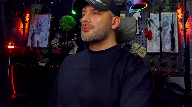 LexHardy 即時 XXX 聊天
