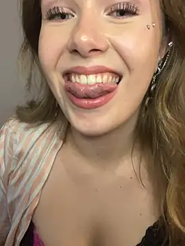 HannahMontana18: απευθείας συνομιλία ΧΧΧ
