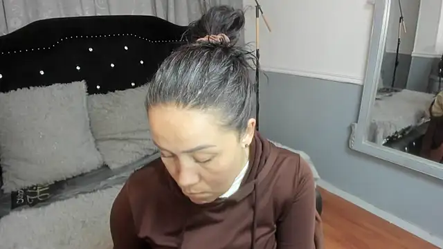 gaby_trent Adlı Modelin Canlı XXX Sohbeti