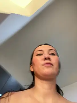 Abby_Colyns23のライブXXXチャット