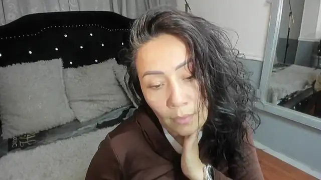 gaby_trent live XXX chat