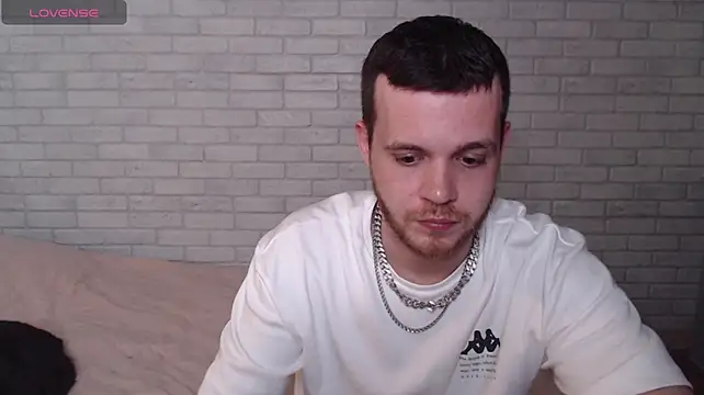 Alexxx_hornyn Live XXX chat