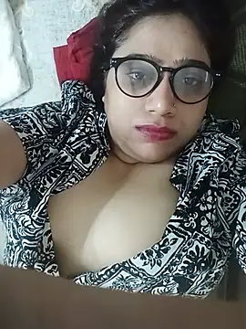 Wildsimmi27's Live XXX Chat