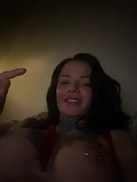 SkinnyLilly Chat XXX in diretta