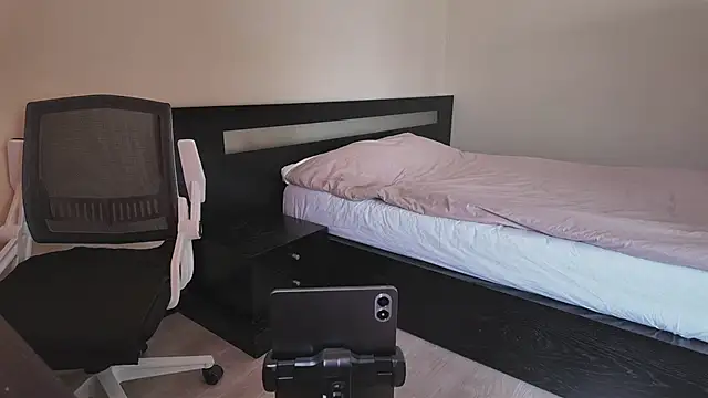 RufMichJetztAn Live XXX-Chat