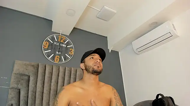 Robin_Rief's Live XXX Chat