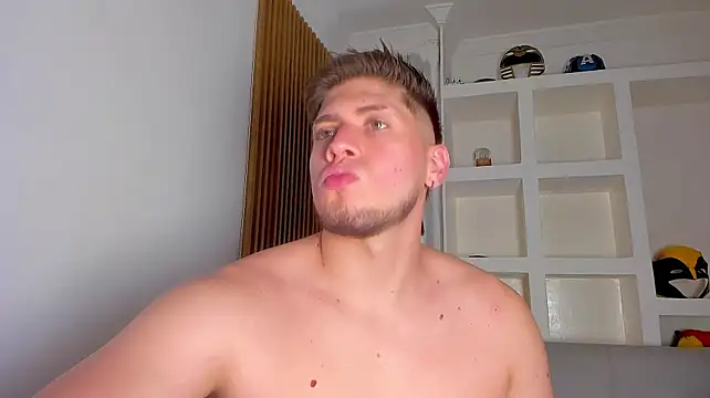 SebastianMaximoff_ élő XXX-chatje