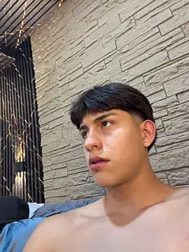 Chat XXX ao vivo de Lander_Cruz
