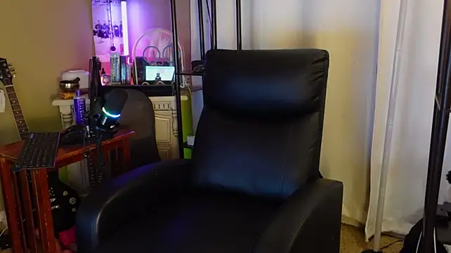 Ghost11_11のライブXXXチャット