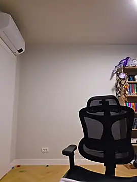 Živý XXX chat MiaRides19