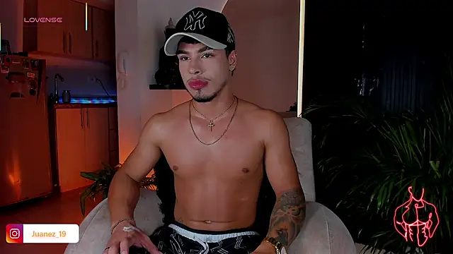 Czat XXX na żywo – Ken_Boss