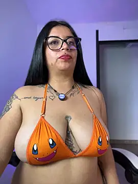 Devilsweet17 – Live XXX-chat