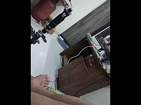 Chat XXX ao vivo de tiny_devil