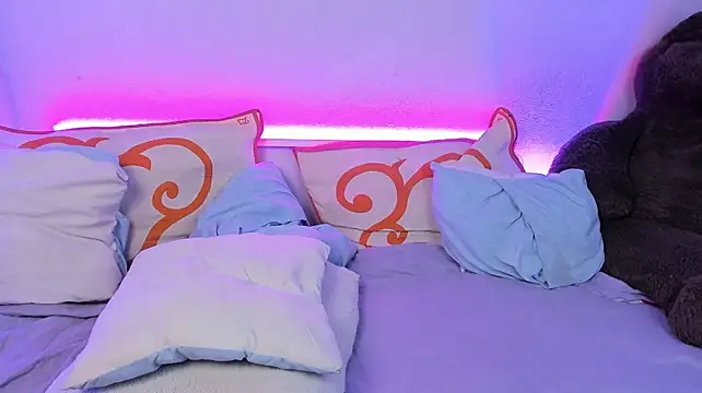 meimurasaki Adlı Modelin Canlı XXX Sohbeti