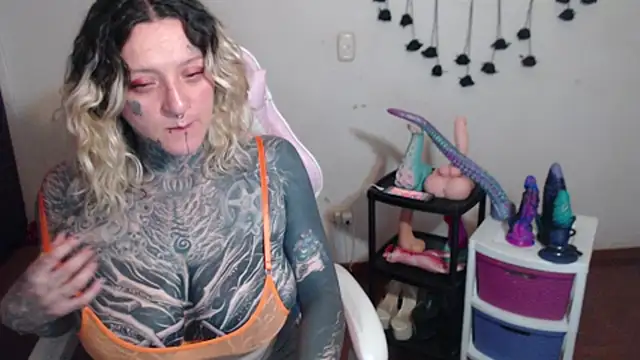 SLOPPYTITSS Live XXX-Chat
