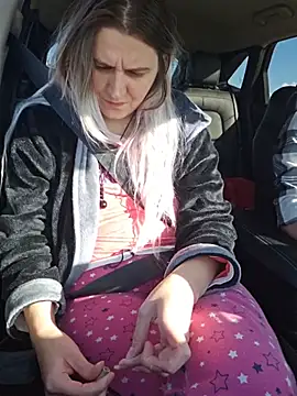 ScarletsWeb – Naživo XXX chat