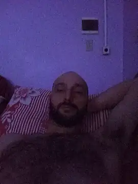 צ'אט XXX בשידור חי של LeonA039