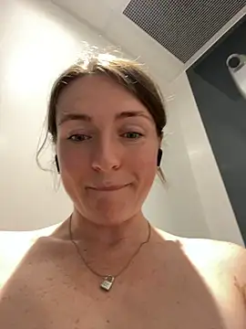 BonnieUKx's Live XXX Chat
