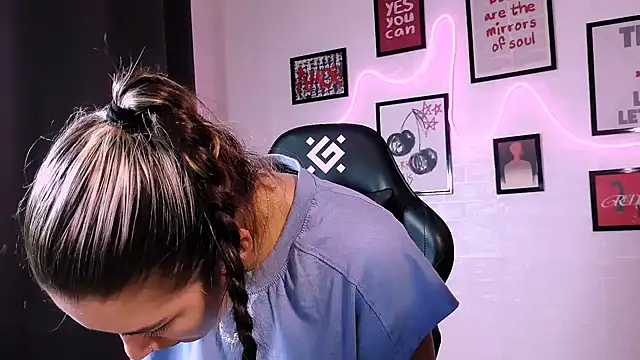 AlisaFrost 라이브 XXX 채팅