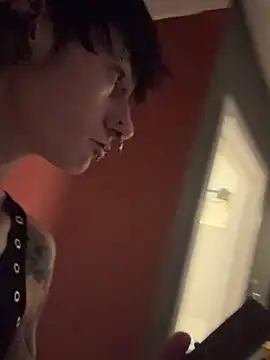 GothSadist live XXX chat