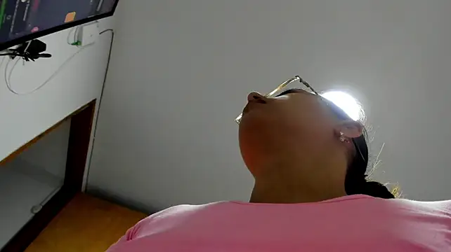 milkqueenboobs' Live XXX Chat