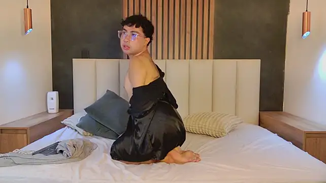 Sam_Velvett লাইভ XXX চ্যাট