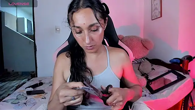 adrena_10 Live XXX-Chat