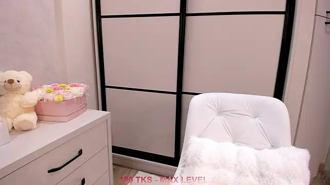 TinyKim_ 라이브 XXX 채팅