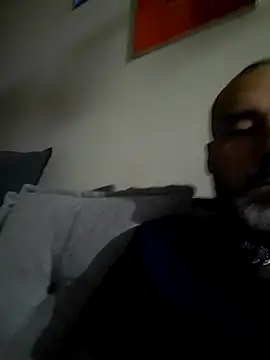 Bitechaude4 Chat XXX in diretta