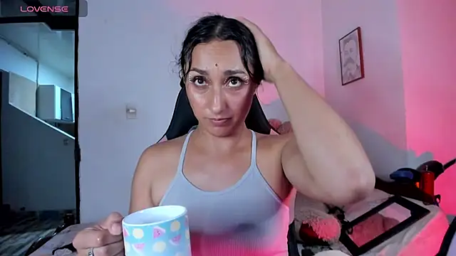 adrena_10 Live XXX-Chat